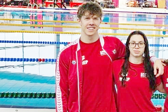 Maro Miknić i Petra Mance na plivačkom mitingu juniorskih reprezentacija u Grazu