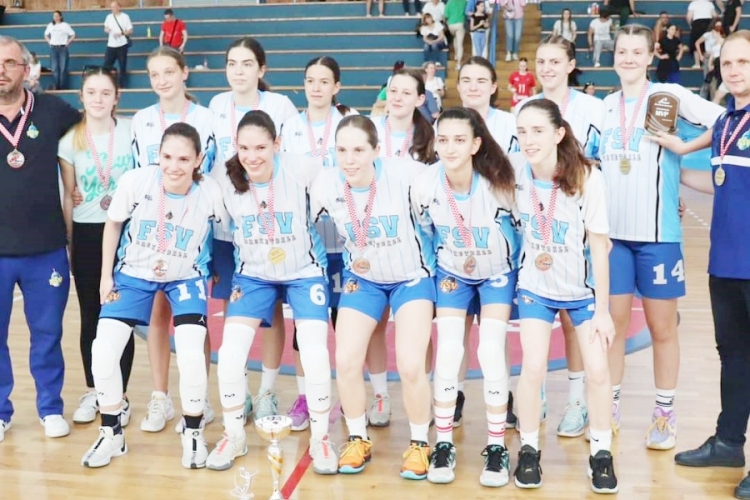 U-15: Djevojke FSV-a osvojile drugo mjesto na državnom prvenstvu