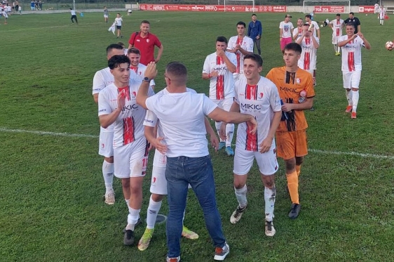 Igrači OŠK-a pobjedom čestitali rođendan predsjedniku Nikoli Turčiću