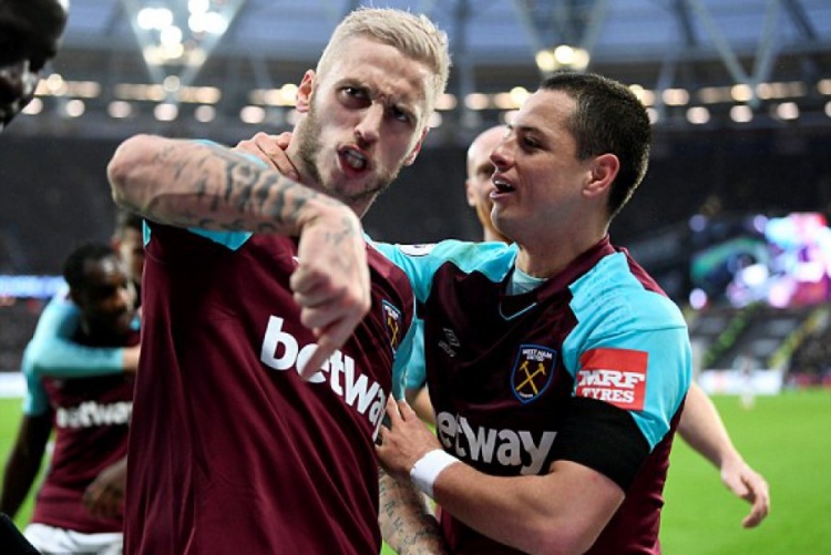 Hernandez i Arnautović (West Ham)