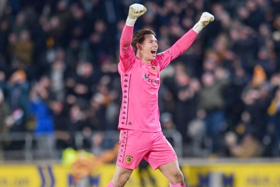 Ivor Pandur branio u pobjedi protiv Stokea, Hull City nadomak šestog mjesta