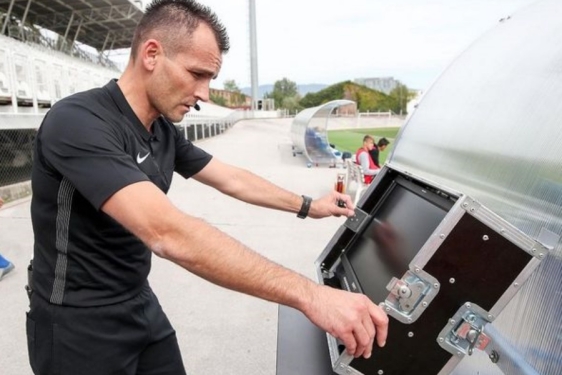 Ivan Bebek jedini nije Rumunj u sudačkoj postavi utakmice Lige prvaka