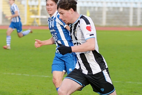 Opatija igra u petak pred kamerama, Orijent protiv Dubrave na Krimeji