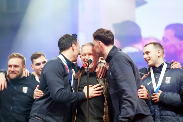 Vlada  organizira doček hrvatskih rukometaša na Trgu bana Jelačića