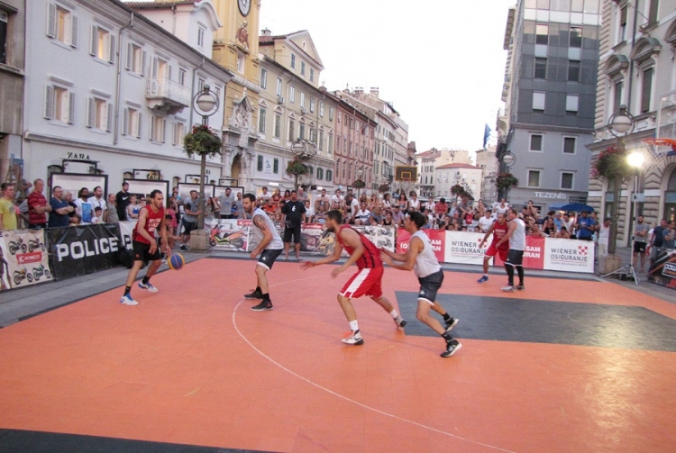 Atraktivna ulična košarka nakon dvije godine opet na Korzu