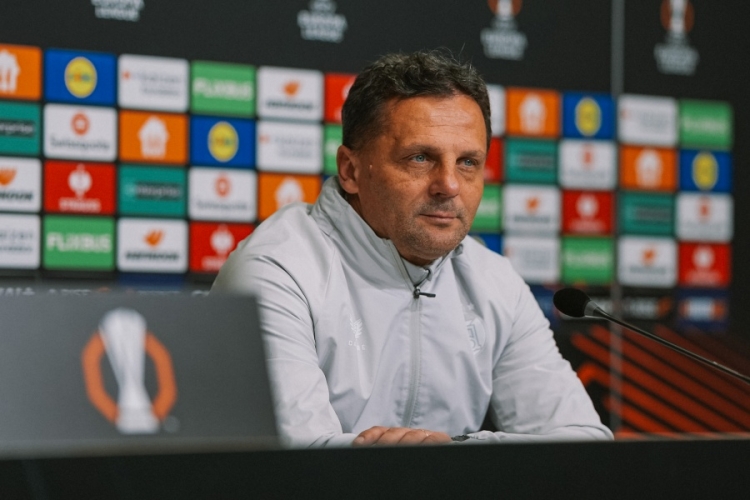 Trener pred novinarima, Dinamo se boji ponašati prema UEFA-i kao prema HNS-u