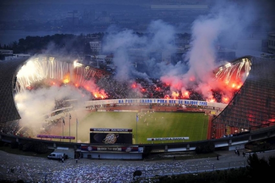 Udruga Naš Hajduk i KN Torcida optužili gradske vijećnike da su simbol grada prodali za sitniš