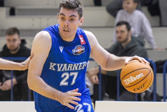 Košarkaši Kvarnera poraženi u dramatičnoj završnici u Samoboru, Ivan Vučić promašio produžetak sa sirenom