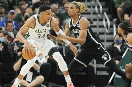 Giannis Antetokounmpo