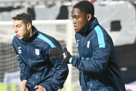 Rijeka - AEK: Victor Sanchez  promijenio jednog igrača u odnosu na utakmicu protiv Hajduka