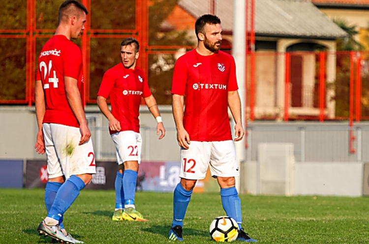 Nino Mohorovičić i Ivor Weitzer zatresli mrežu Vinodola, u pozadini Jasmin Hasičić