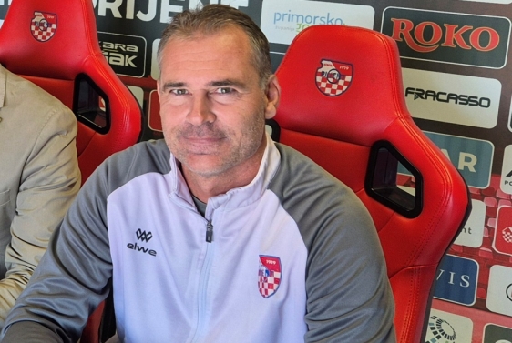 Alen Šušnić: Jedino Gajzler drži konstantu na poziciji napadača između linija, ali nema podršku suigrača!