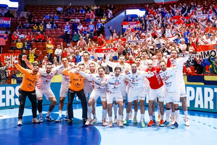 EP Hrvatska  pobjedom protiv  Islanda pokazala da se ima pravo nadati borbi za medalje