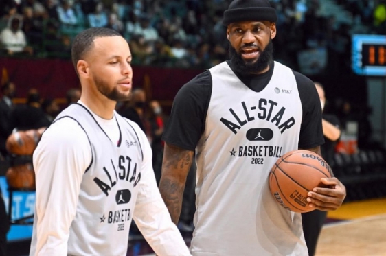 Steph Curry i LeBron James