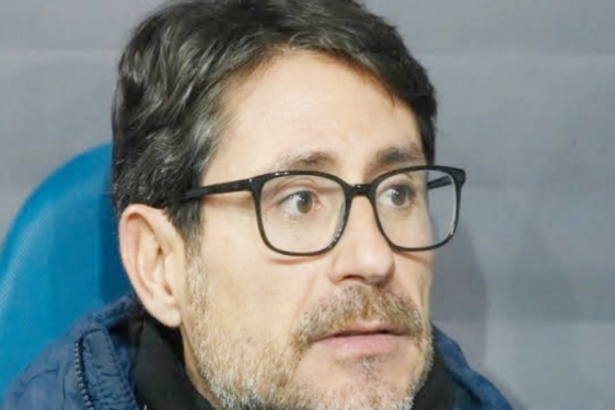 Victor Sanchez izveo na poljudskom travnjaku show koji je nagrađen crvenim kartonom