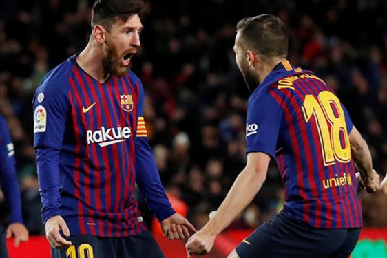 Liones Messi donio bod Barceloni na Camp Nou