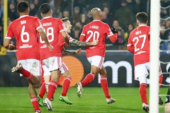 Liga prvaka: Benfica praktično u četvrtfinalu, Mateo Kovačić na klupi u porazu