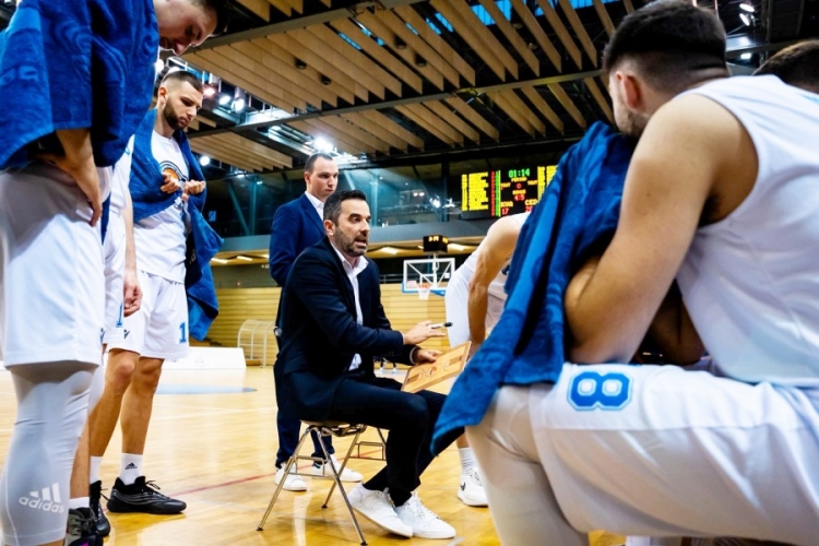 Malobrojni gledatelji još jednom vidjeli zbog čega igrači Kvarnera nisu momčad