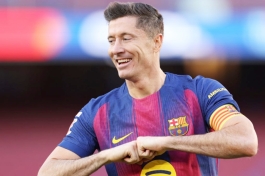 Robert Lewandowski morati pristati na manju plaću ako želi igrati za Milan