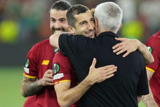 Henrikh Mkhitaryan rekao Joseu Mourinhu da je govno, a onda se u Romi grilili i ljubili