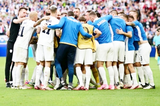 Pogledajte kako je UEFA najavila utakmicu Slovenije i Srbije