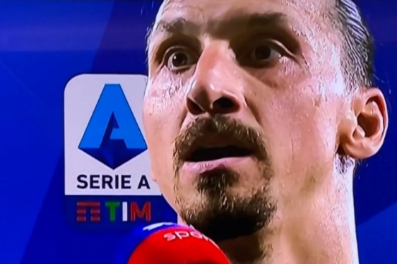 FOTKA DANA Pogledajte Ibrahimovićev izraz lica kada je saznao da Pioli ostaje trener