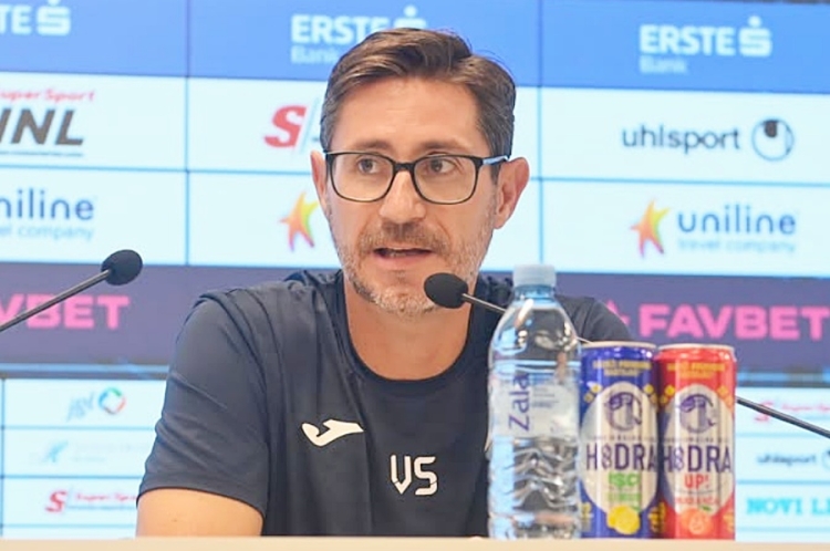 Victor Sanchez: Teško je promijeniti nešto za nekoliko dana, zadovoljan sam kako igrači usvajaju automatizme