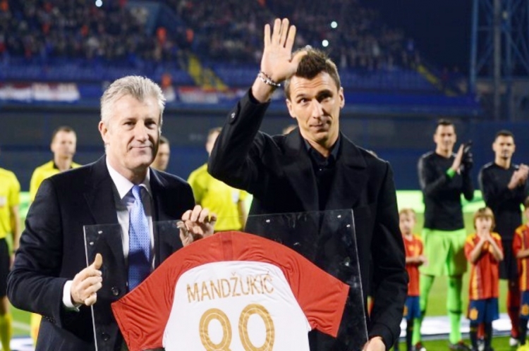 Davor Šuker i Mario Mandžukić