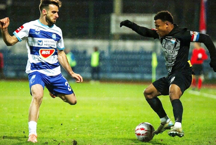 Prva HNL: Derbi začelja odigran u Vinkovcima završio bez pobjednika