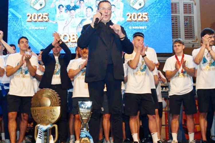 Više nema dvojbe da Victor Sanchez sustavno zatire sve što podsjeća na trofejnu momčad Rijeke