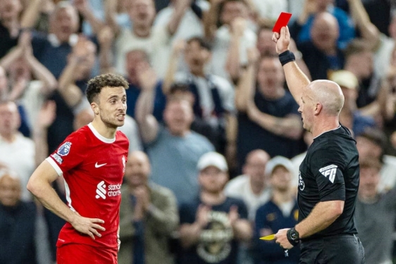 Sudac pokazao dva crvena kartona Liverpoolu