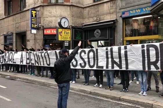 Fašističke poruke usred Milana, navijača Lazija veličaju mračno razdoblje talijanske povijesti