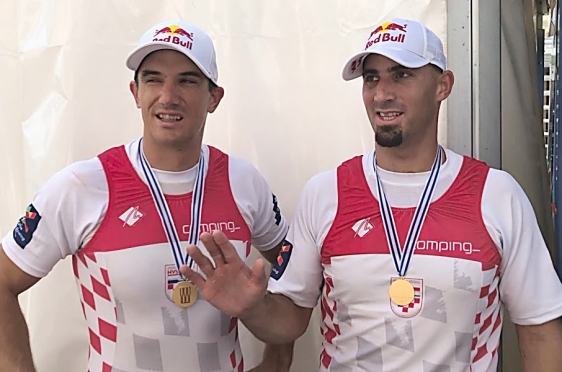 Martin i Valent Sinković zlatni u dvojcu bez kormilara,   šesti naslov svjetskih prvaka
