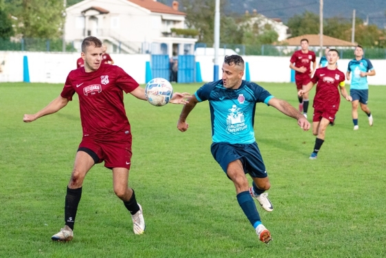 Mateo Lučić (Grbci 2000) i Jeton Imeraj (Rječina)