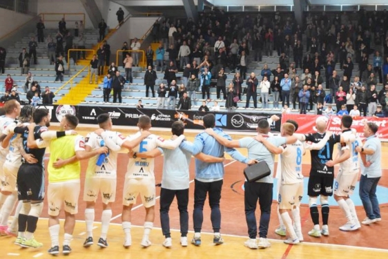 Igrači HMNK-a Rijeka imaju privilegiju ispravljati pogreške u pobjedama