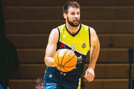 DepoLink Škrljevo i Ribola Kaštela igraju za prvaka, košarkaši Petra Maleša lakoćom ostvarili plasman u finale