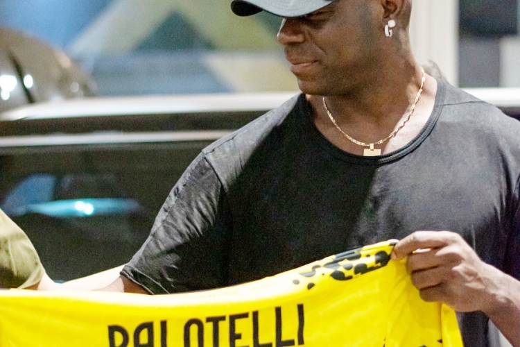 Mario Balotelli službeno postao igrač drugoligaša iz Dubaija