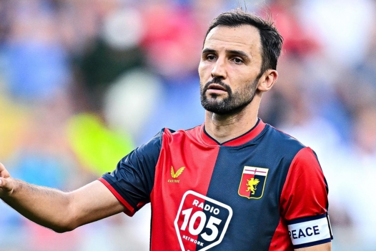 Milan Badelj, kapetan Genoe