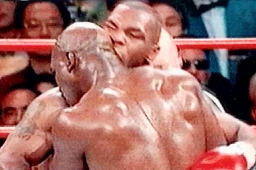 Evander Holyfield na društvenim mrežama najavio treći meč protiv Mikea Tysona